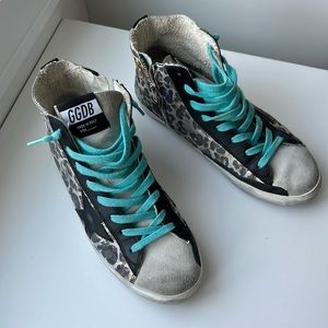 Golden Goose sneaker, trendy leopard print with blue laces. Excellent condition!